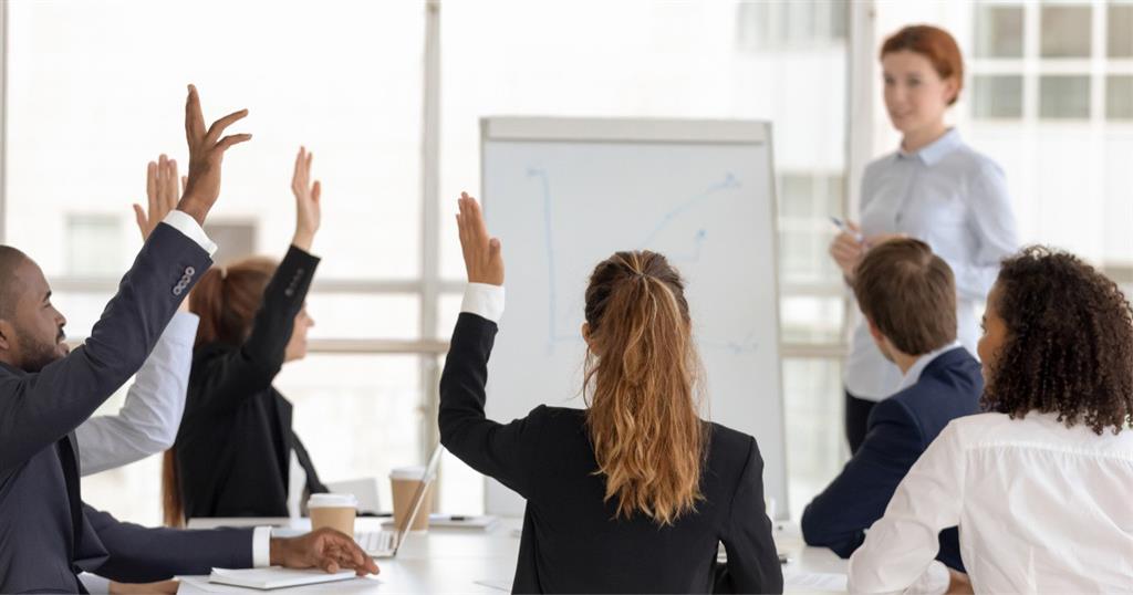 Đào tạo thường xuyên giúp quản lý nhân viên kinh doanh hiệu quả 